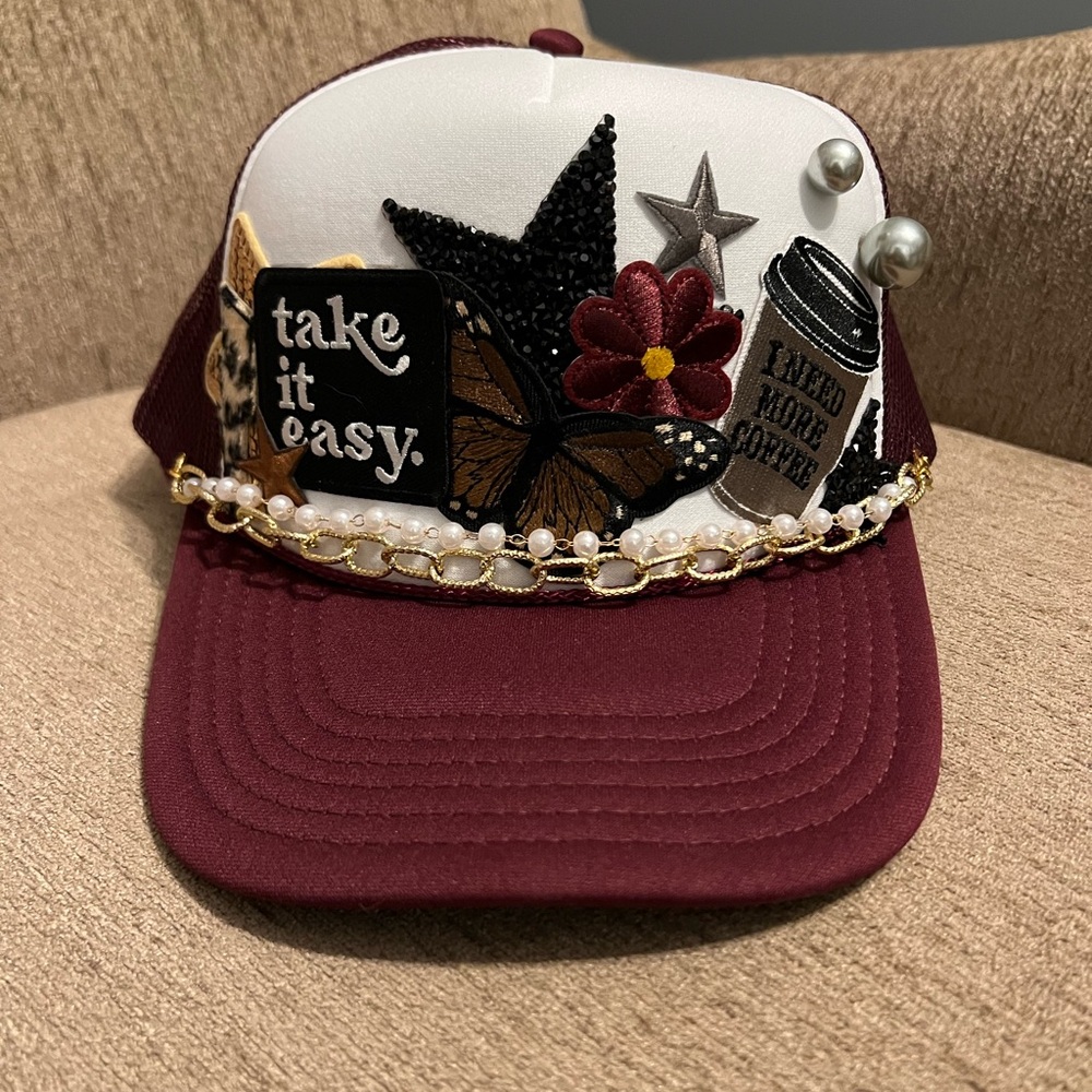Trucker hat